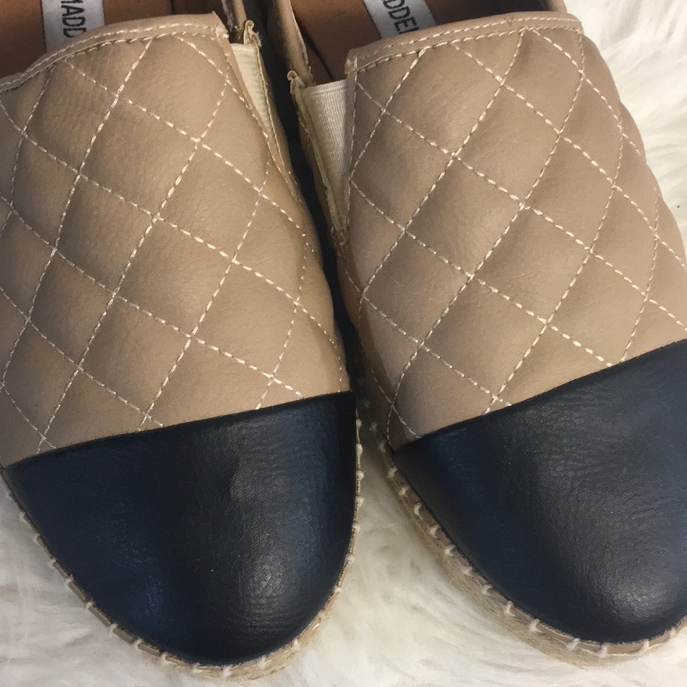 Steve Madden Platform Flat - Picture 2 of 4